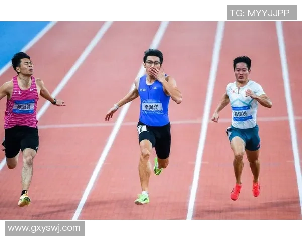 全运会百米飞人李泽洋是武大人，在校就读期间就非常拔尖